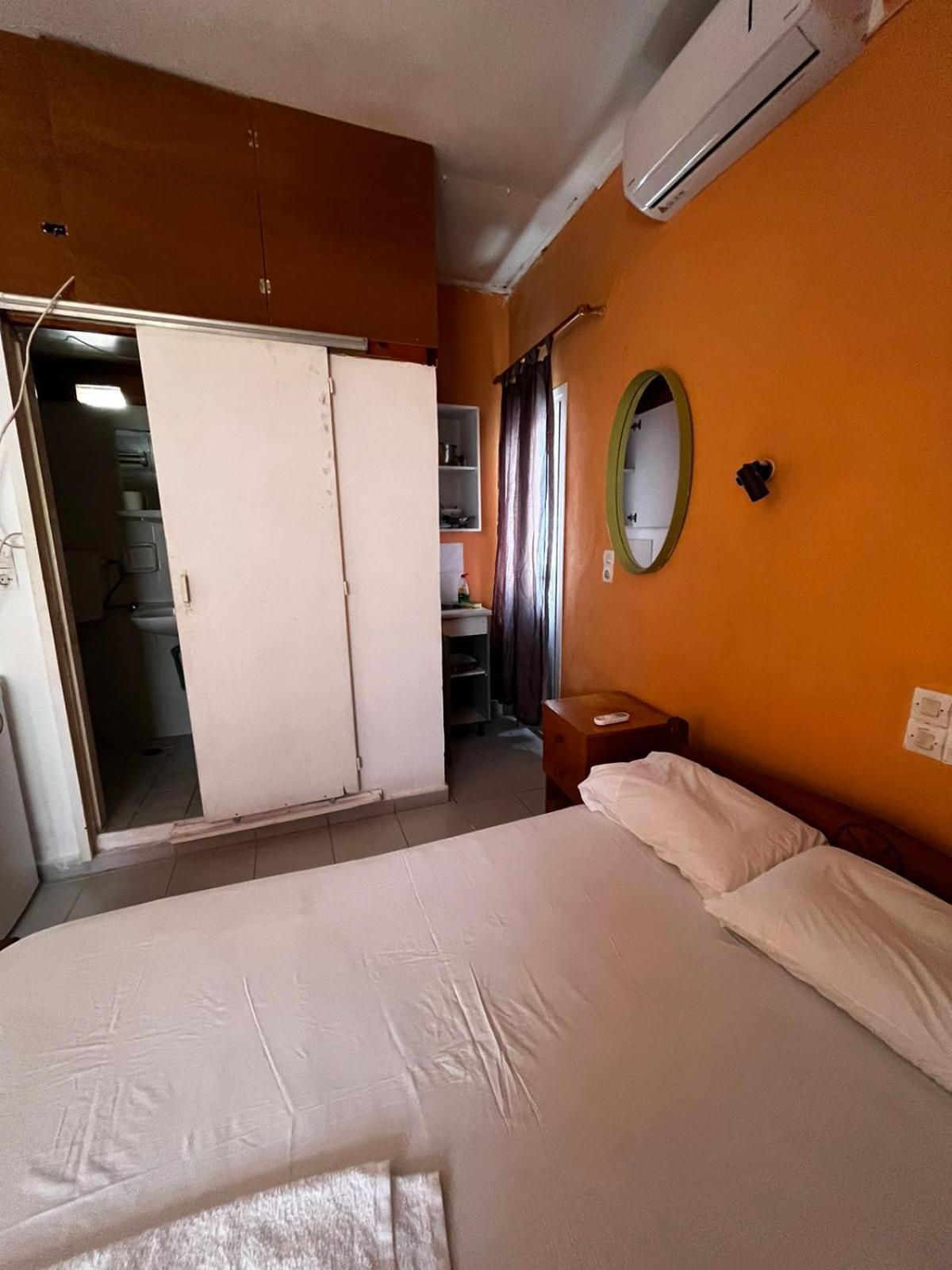Selena Rooms Agia Galini Exteriör bild